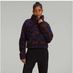 Lululemon Sherpa Scuba